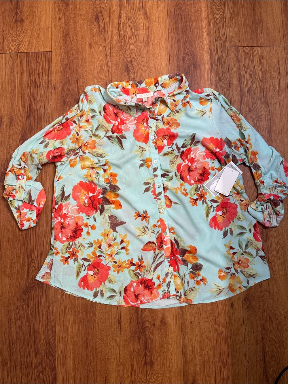 fig and flower Mint Floral Button-Front Blouse with Coral Blooms